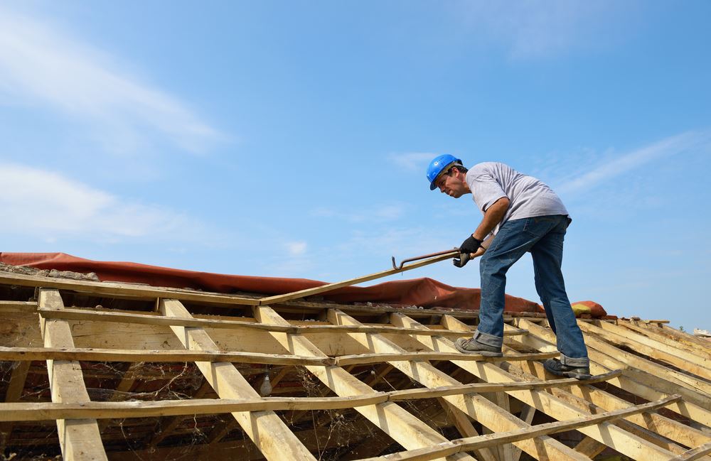 How Long Does a Roof Last in Texas: The Influence of Weather, Materials, and Maintenance